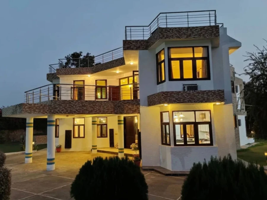 Birdsong Asola Farmhouse