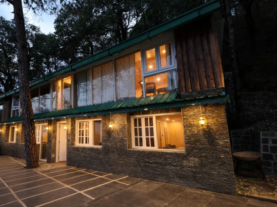 Hunters Lodge